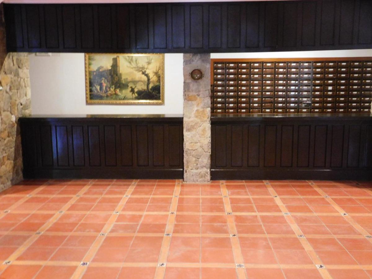 El Capricho Para Todos Arenas de San Pedro Esterno foto